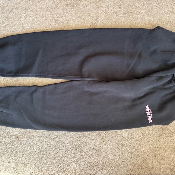 White Fox Boutique Dark Gray Women’s Size Small Sweatpants - Picture 2 of 14
